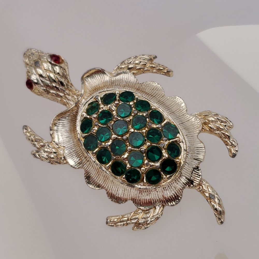 Green Rhinestone Sea Turtle Brooch